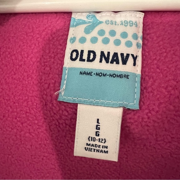 Kids Old Navy puffer vest - Picture 8 of 11
